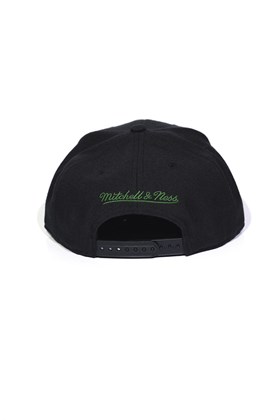 Boné Mitchell and Ness Boston Celtics Solid Logo Snapback Preto