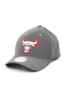Bone MITCHELL AND NESS Chicago Bulls Flexfit 110 Snapback Cinza/Preto Bone MITCHELL AND NESS Chicago Bulls Flexfit 110 Snapback Cinza/Preto