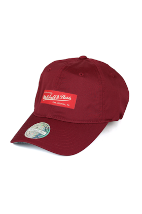 BONE MITCHELL AND NESS LOGO BRANDED STRAPBACK VERMELHO BONE MITCHELL AND NESS LOGO BRANDED STRAPBACK VERMELHO
