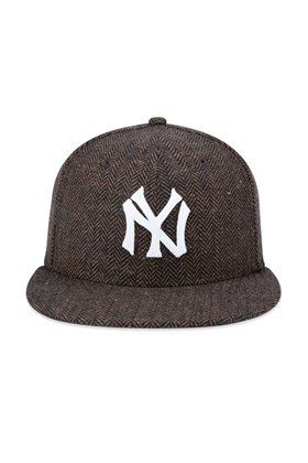 Boné New Era 59fifty Modern Classic MLB New York Yankees Marrom/Branco