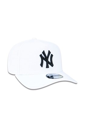 Boné New Era 9forty A-frame Snapback Aba Curva MLB New York Yankees Branco/Preto