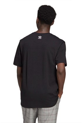 Camiseta Adidas Adicolor 3D Trefoil Preta