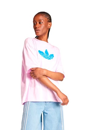 Camiseta Adidas Oversized Graphic Rosa