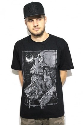 Camiseta Blunt Eating a Wolf