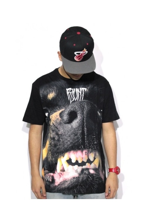 Camiseta Blunt Rottweiler Preta