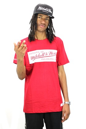 Camiseta Mitchell e Ness Box Logo Vermelha