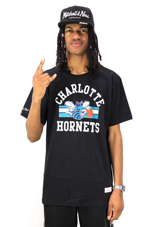 Camiseta Mitchell e Ness Charlotte Hornets Arch Preta