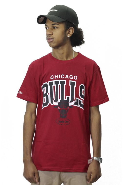Camiseta Mitchell e Ness Chicago Bulls Arch Vermelho