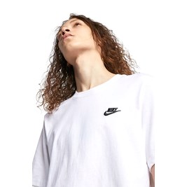 Camiseta Nike Sportswear Club Branco/Preto