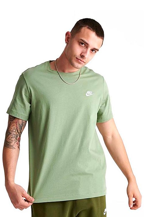 Camiseta Nike Sportswear Club Verde Escuro/Branco