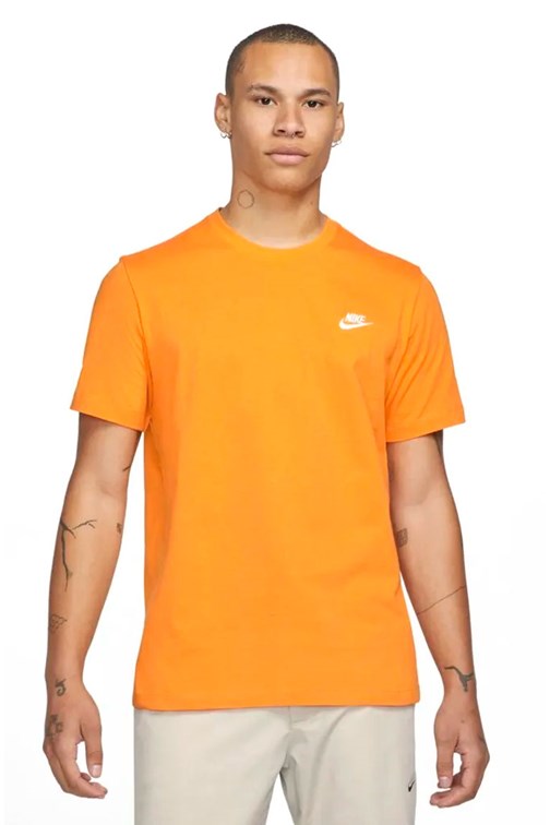 Camiseta Nike Sportswear Club Masculino - Vermelho