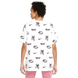 Camiseta Nike Sportswear Dog Feminina Branco/Preto