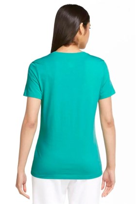 Camiseta Nike Sportswear Essential Feminina Marrom/Branco - NewSkull