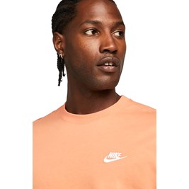 Camiseta Nike Sportswear Laranja/Branco