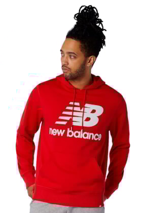 Moletom New Balance Essentials Stacked Vermelho/Branco Moletom New Balance Essentials Stacked Vermelho/Branco