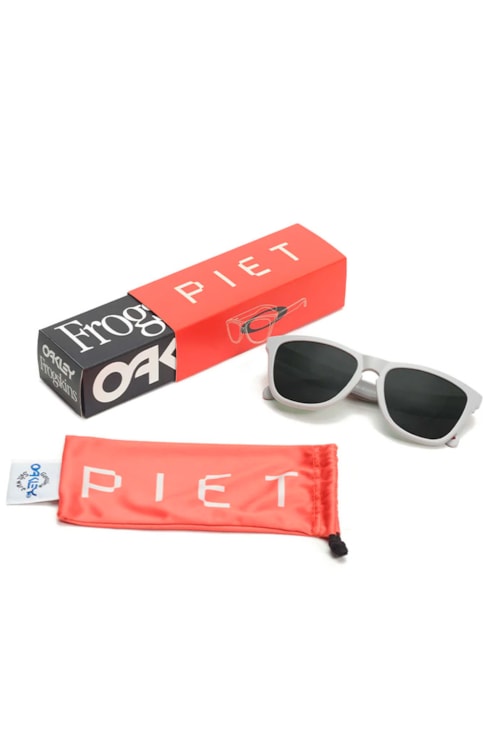 Óculos Piet x Oakley Frogskins PIET MTTCoolgray W/ Prizm Grey+