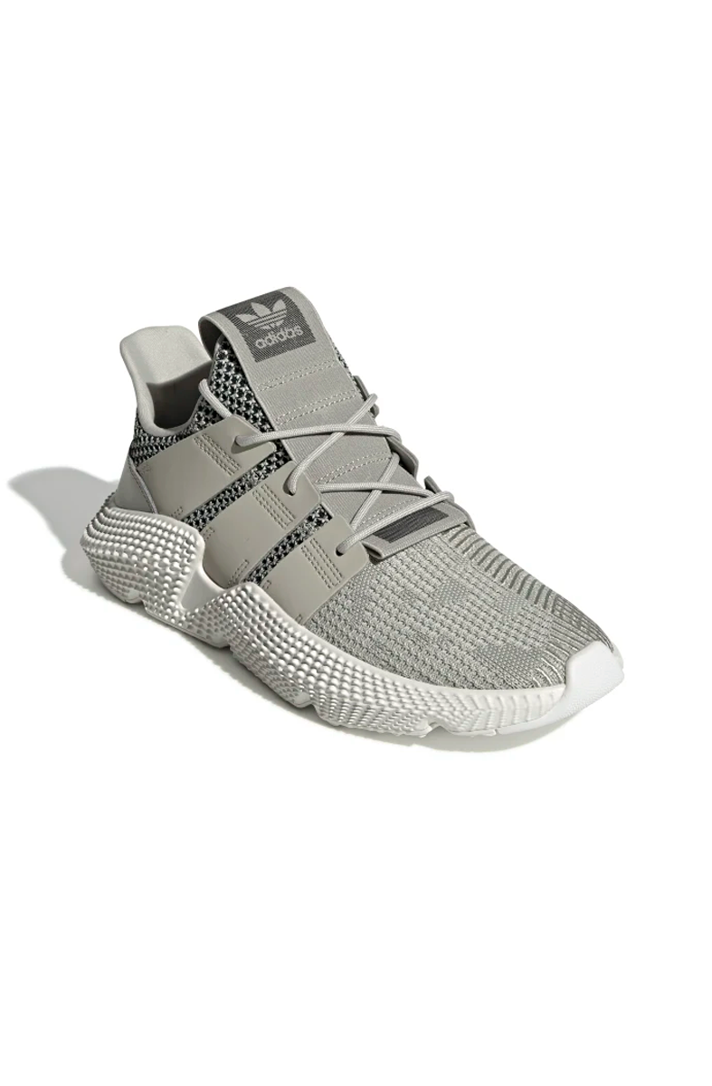 tenis adidas prophere cinza