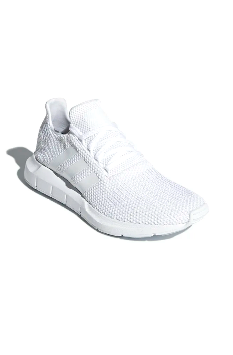 Swift run best sale adidas branco